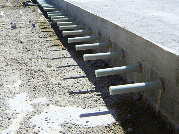 Proses Pemasangan Besi Dowel